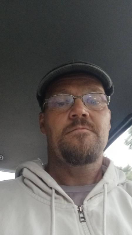 seb 46 ans Fontoy
