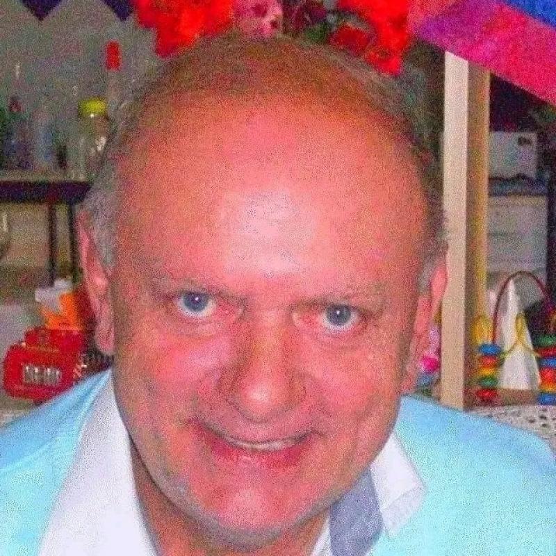 Romain  69 ans Cholet