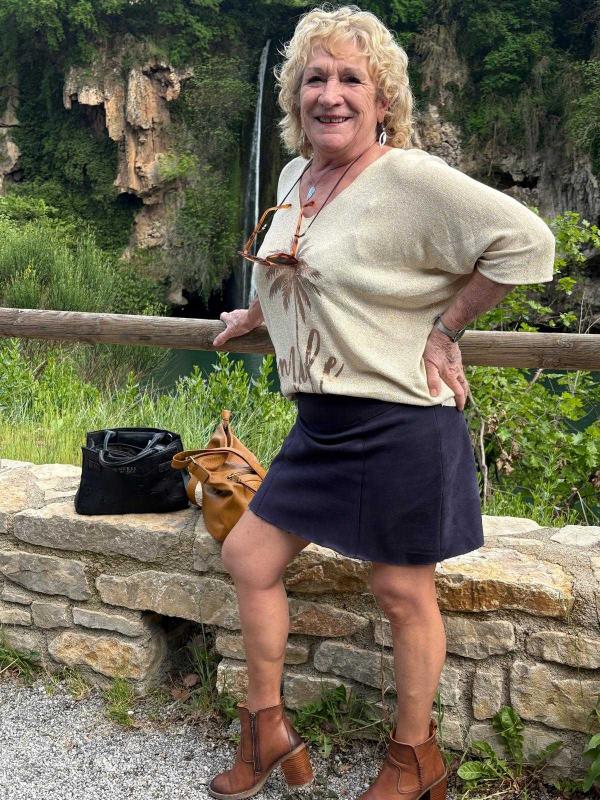 Martine 69 ans Mèze