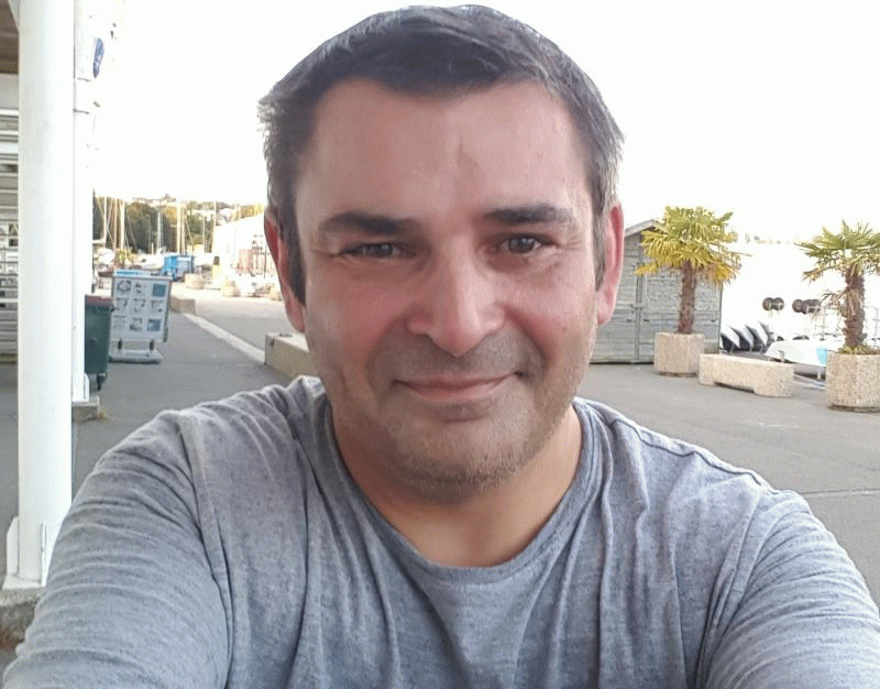 Eric  55 ans Brest