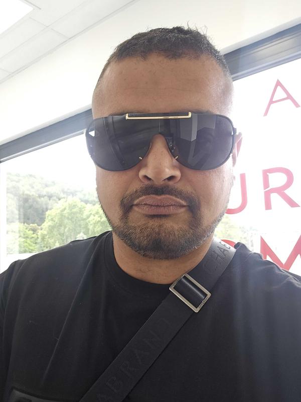 amir 39 ans Roquevaire