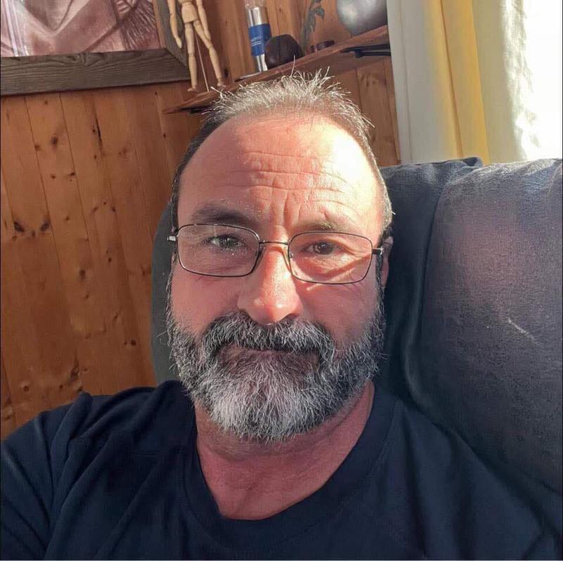 johan 48 ans Montignac Charente