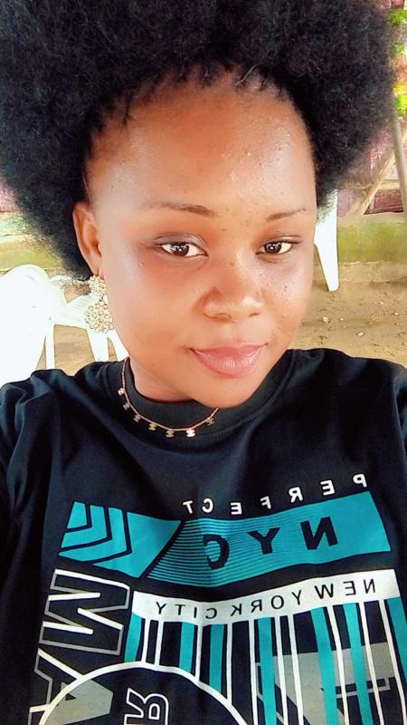 marie 25 ans Chaillevois