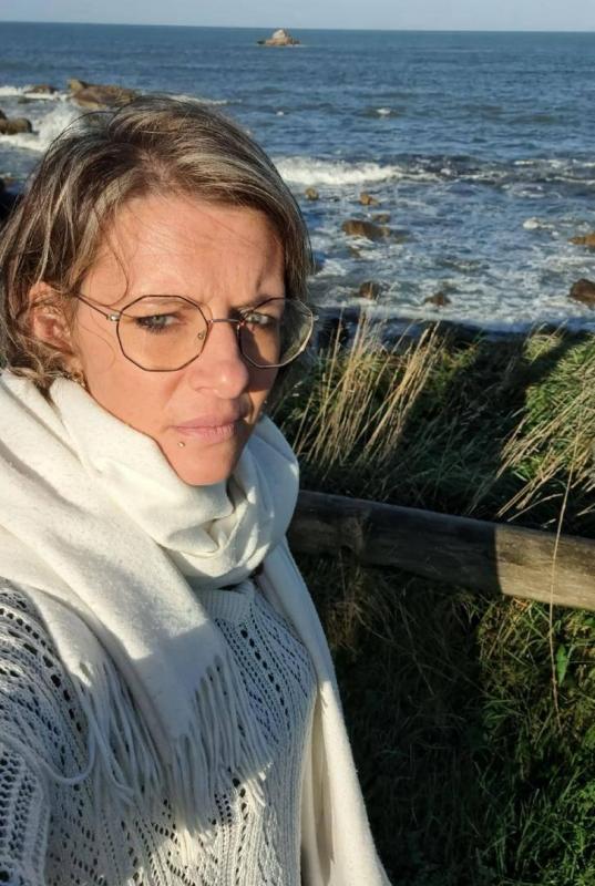 alicia laurenne 31 ans Baudres