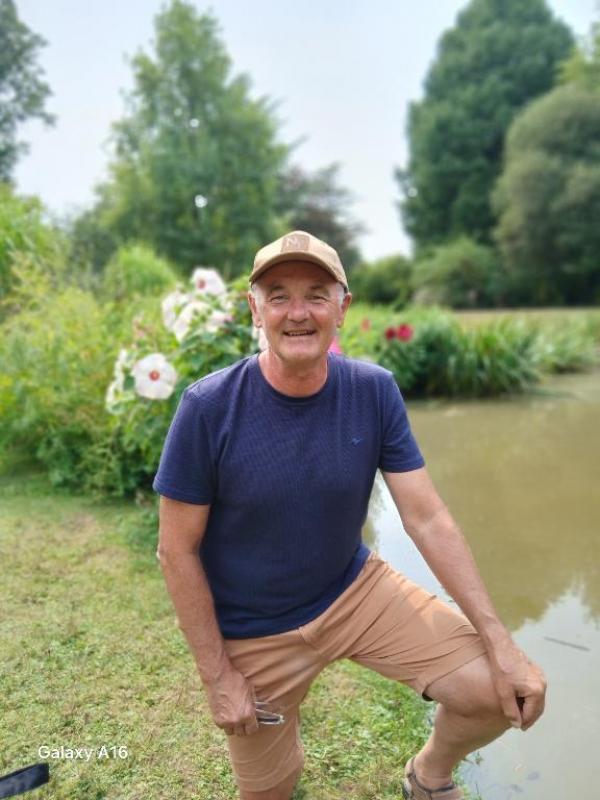 Pascal  64 ans Servon sur Vilaine