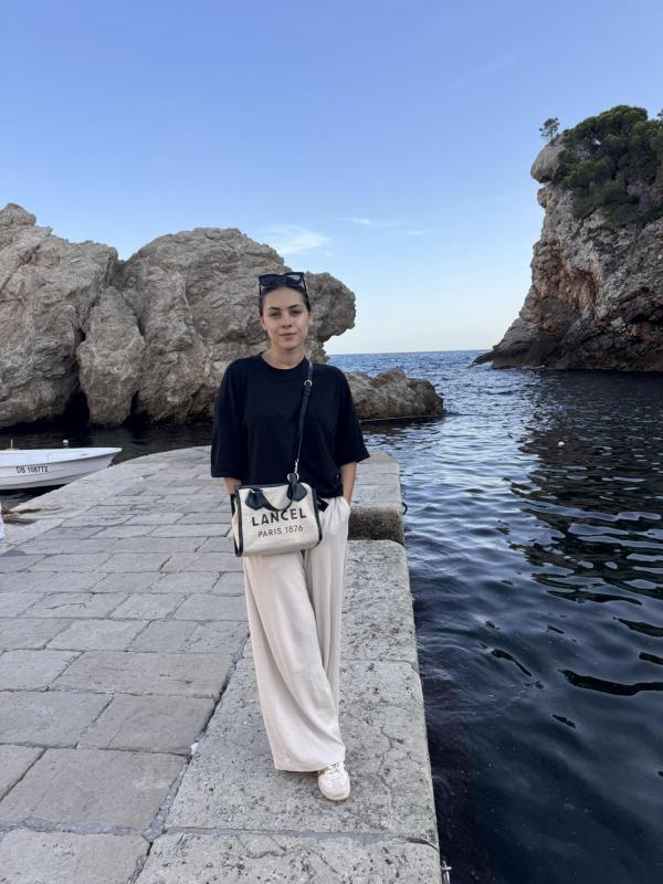 Lucienne 37 ans Asprières