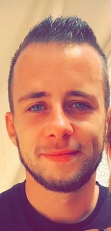 Romain 32 ans Étaules