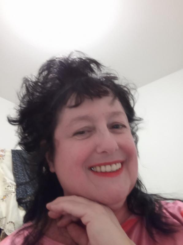 Lucretia 64 ans Grenoble