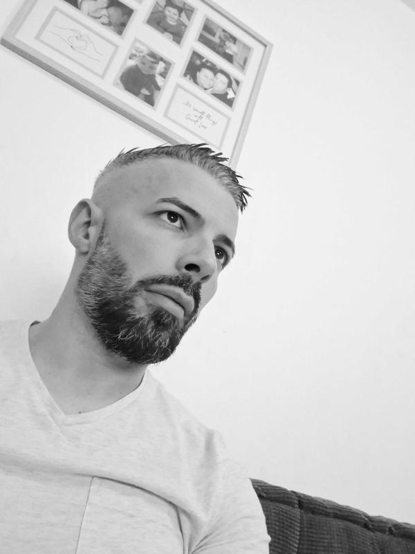 Gael 35 ans Brétigny sur Orge