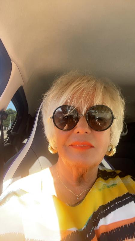 Marie-Therese  67 ans Vitrolles