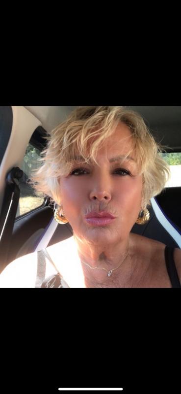 Marie-Therese  67 ans Vitrolles