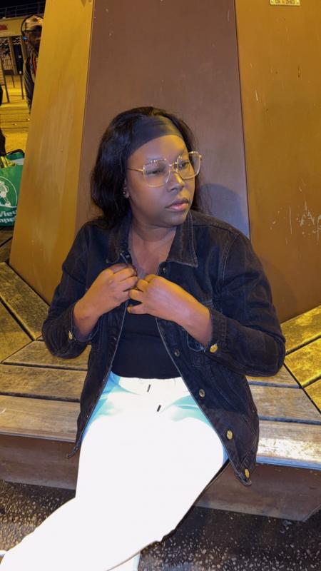 Rebecca  32 ans Talant