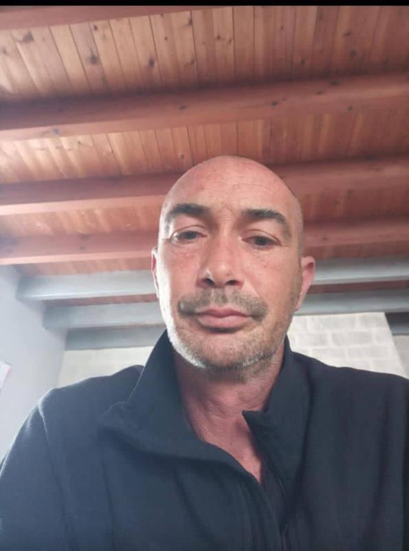 manu 44 ans Sainte Gemme