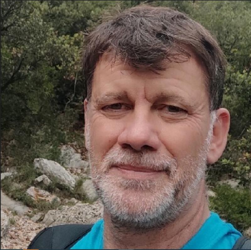 Gregor 65 ans Brest