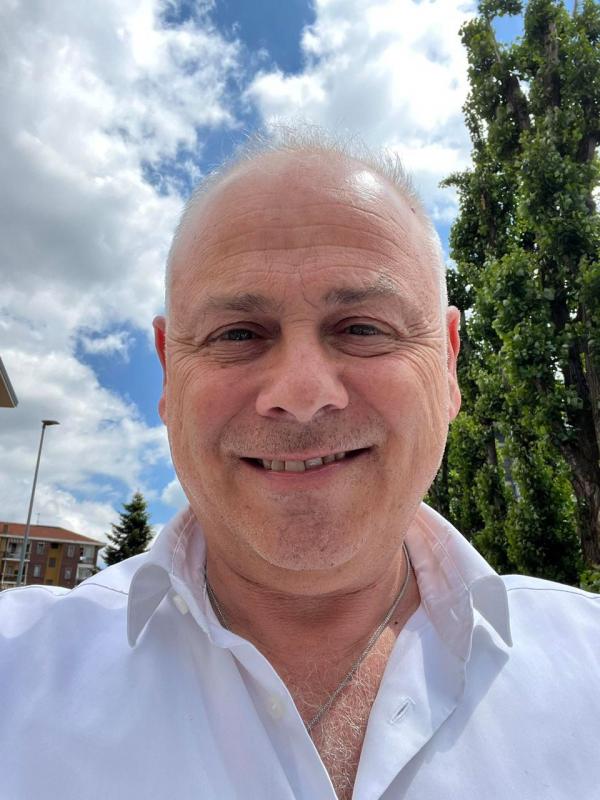 Philippe 68 ans Laval
