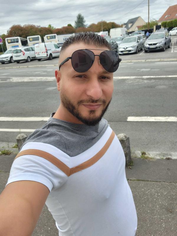 sofiane 32 ans Soissons