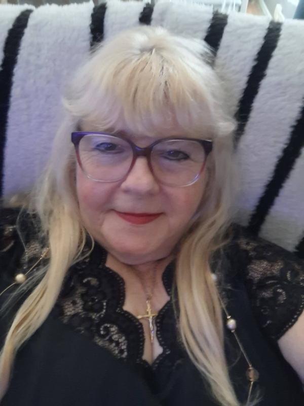 patricia 66 ans Harnes