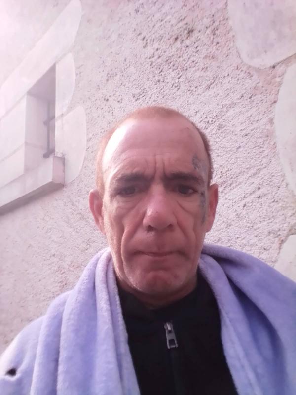 Enrique 46 ans Saint Léonard de Noblat