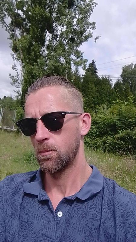 florent 34 ans Beauvoir en Lyons