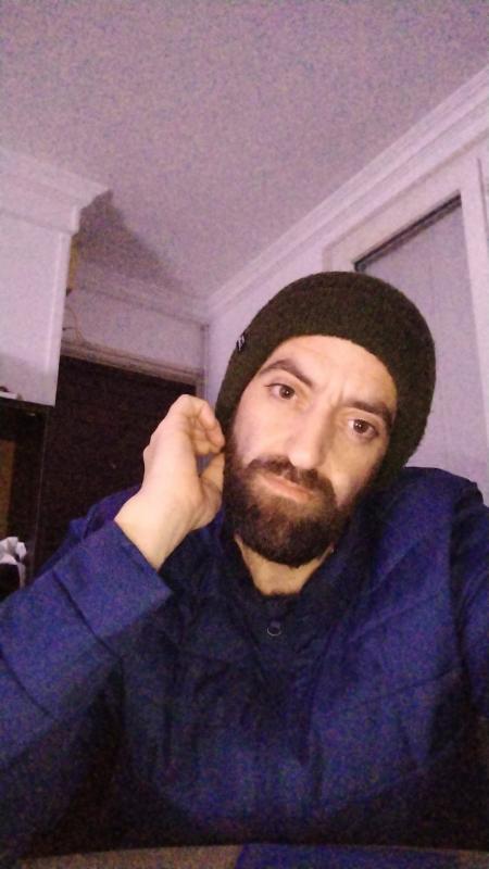 Yohan  37 ans Chartres