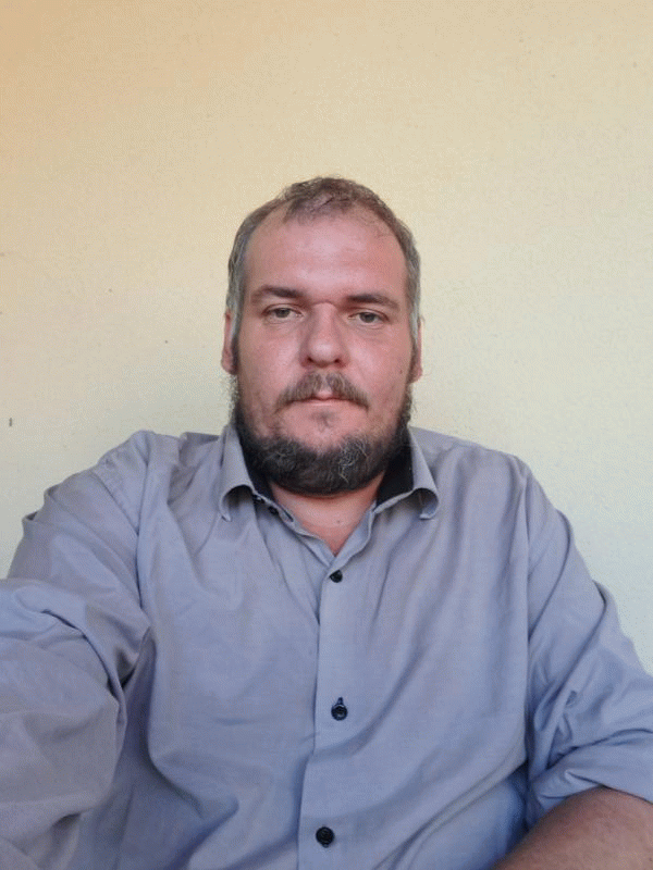 pierre yves 43 ans Reims