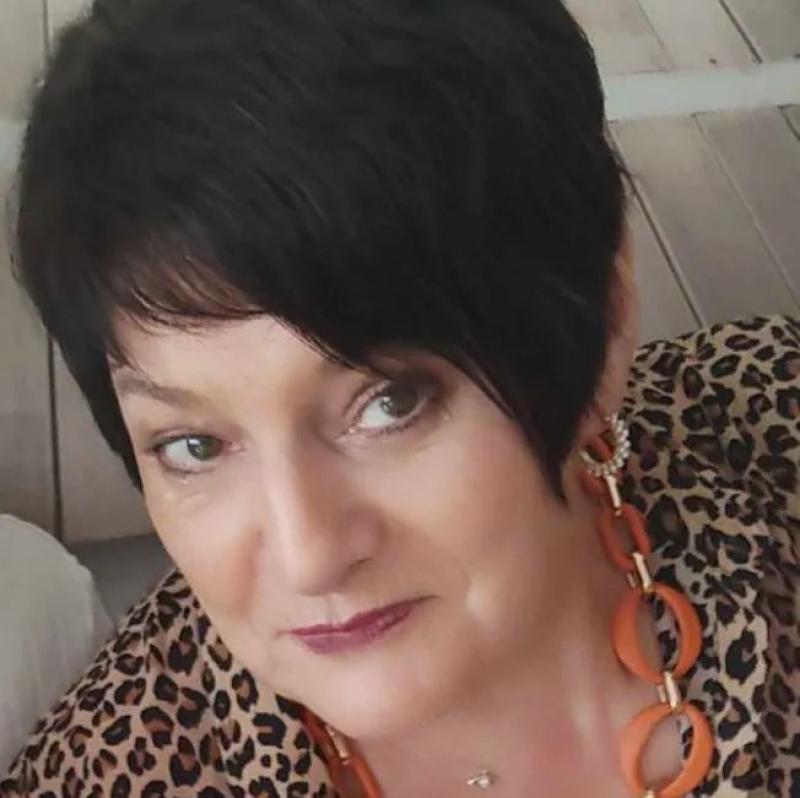 Christine  61 ans Chevigny Saint Sauveur
