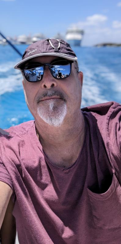 yann 58 ans Le Luc