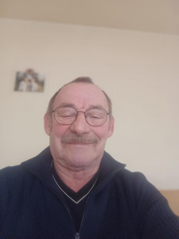 papy 68 ans Méricourt