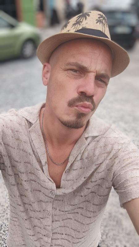Jerem 44 ans Chasse sur Rhône