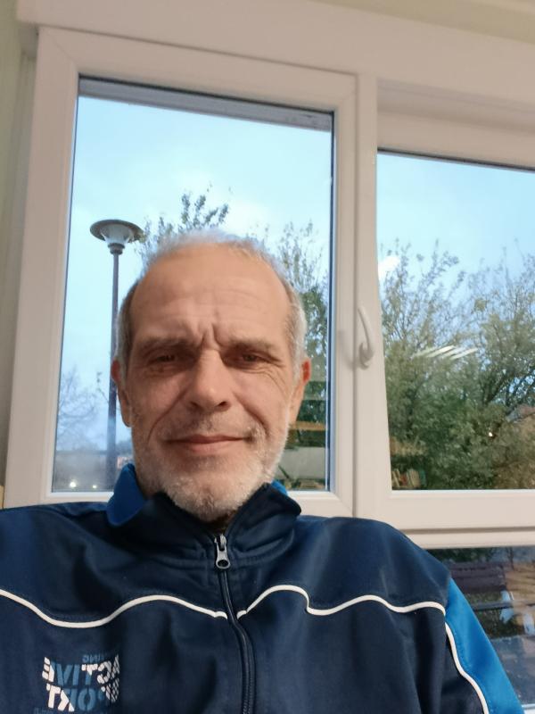 Christophe  55 ans Saint Quentin