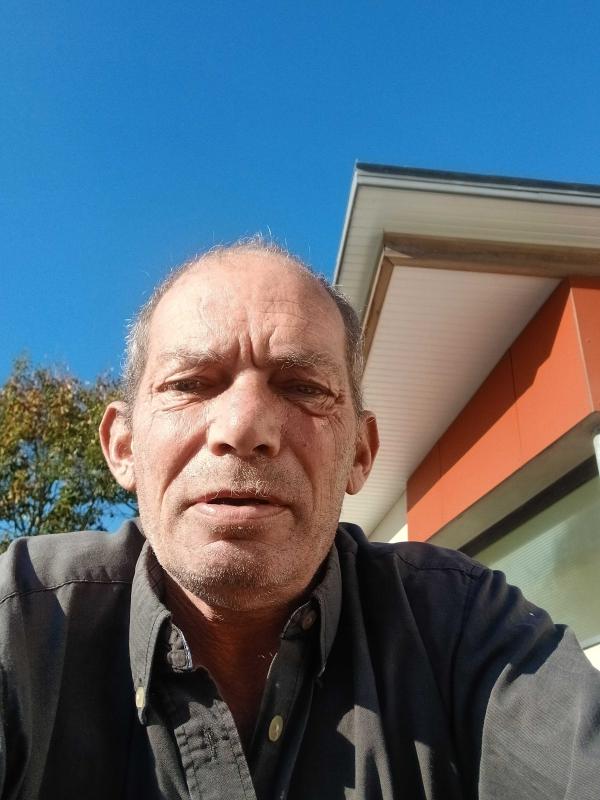 Bastien  51 ans Concarneau