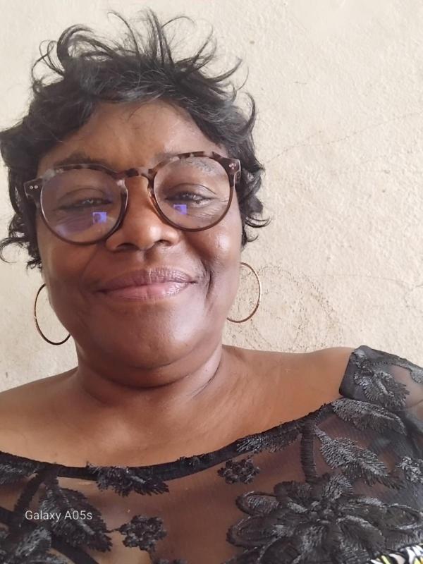 Martine  65 ans paris 13eme arrondissement