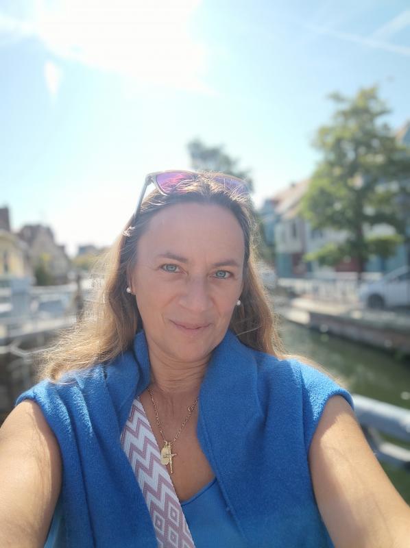Eva 44 ans Saint Pierre lès Nemours