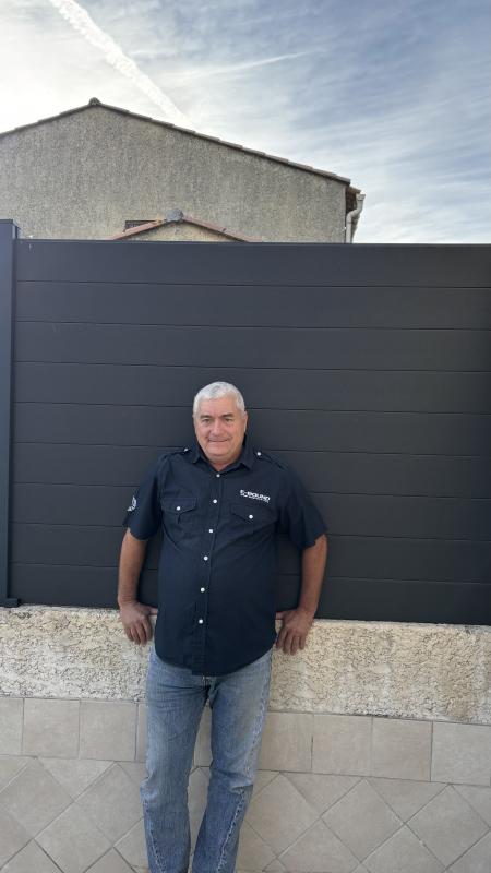 eric 58 ans Manduel