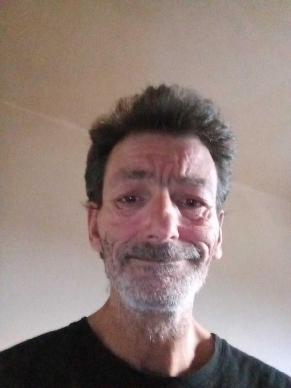 André 53 ans Cavaillon