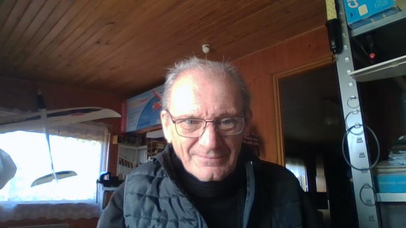 dominique 66 ans La Feuillie