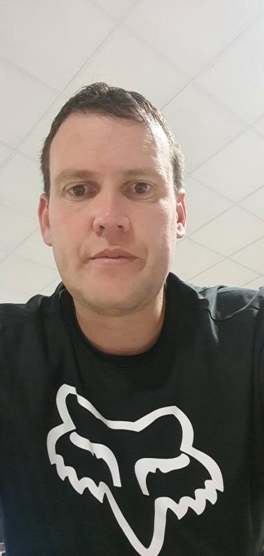 David.david 39 ans Les Ponts de Cé