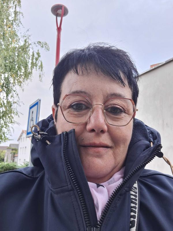 tetelle 54 ans Ménétrol