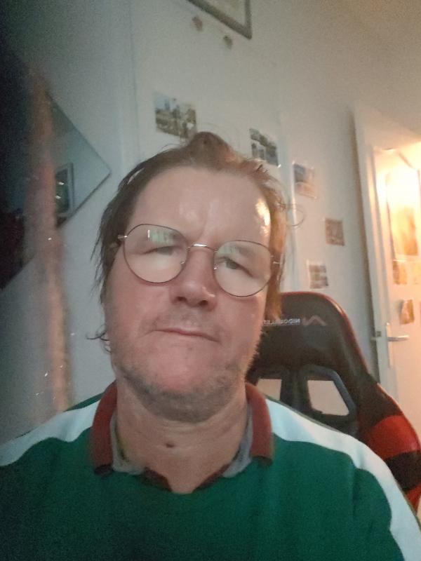 RÉGIS  56 ans Agen