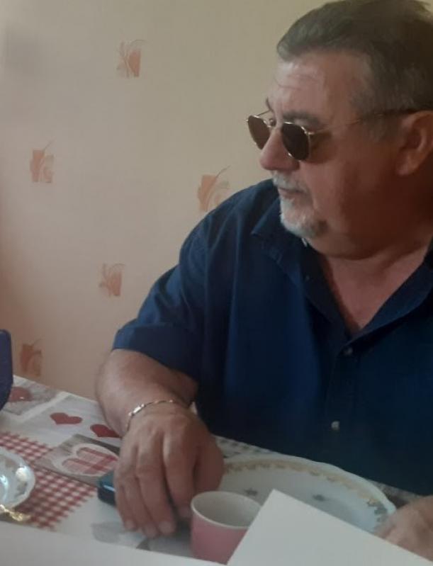 Jacky  71 ans Ballan Miré