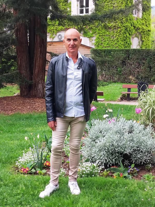 ENZO 67 ans Millau