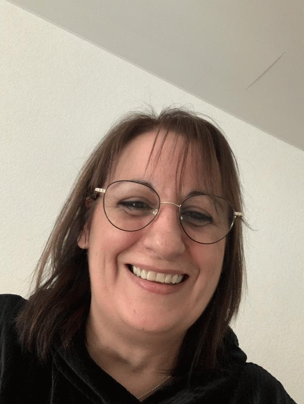 Alex 58 ans Delle