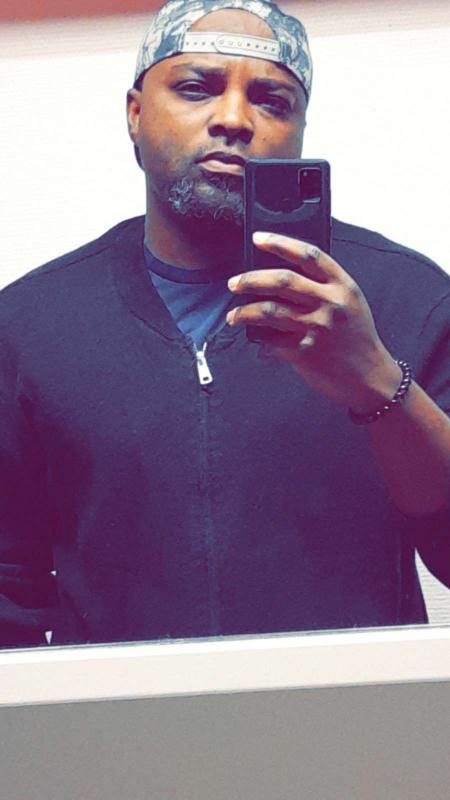 Jay 42 ans Tours