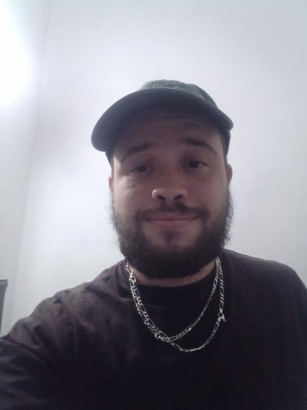 Raphael 27 ans Toulon