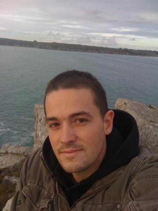 Carlos 39 ans La Rochelle