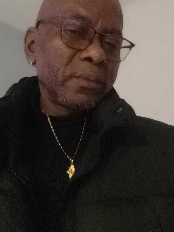 Philippe 60 ans Saint Étienne du Rouvray