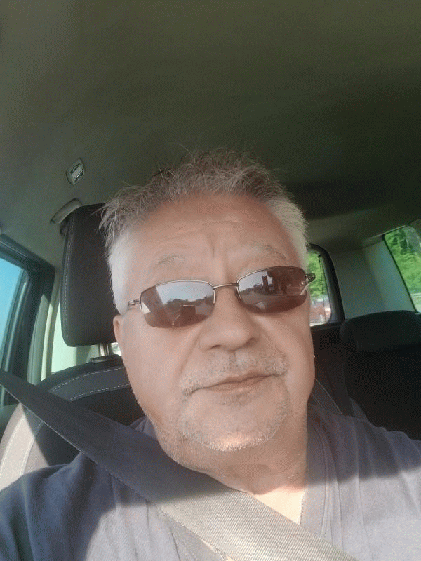 michel 68 ans Déchy