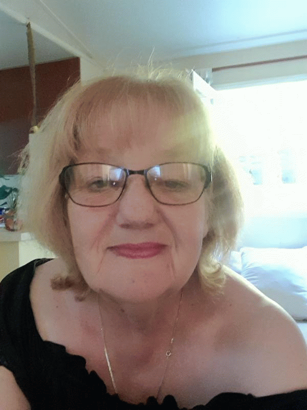 Sylvie  64 ans Châtenoy