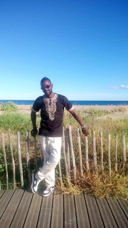 Pierre  47 ans Lézignan Corbières