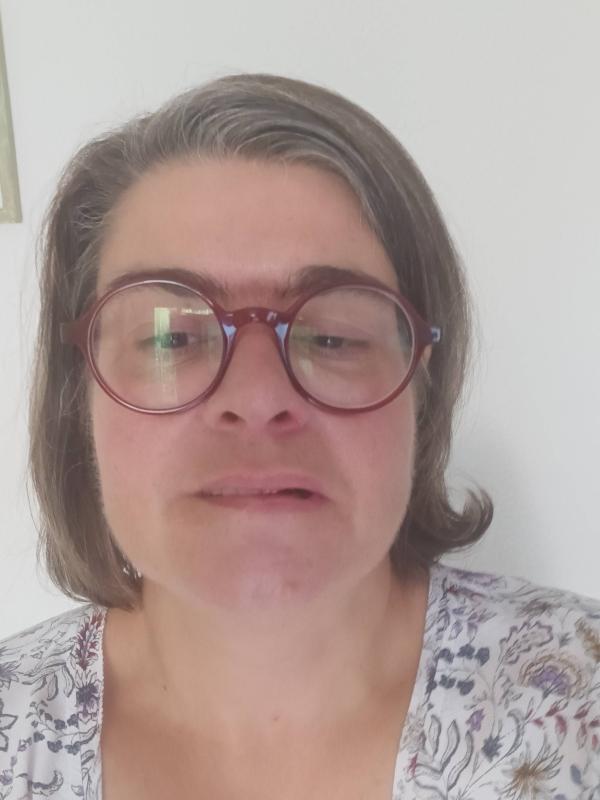 vivi 47 ans Béziers